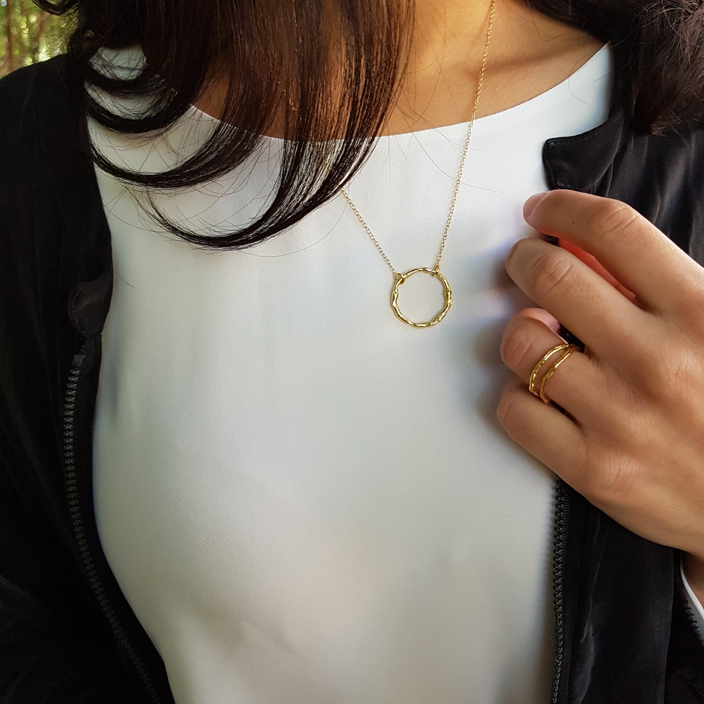 Collar Círculo de plata chapada en oro de 18k