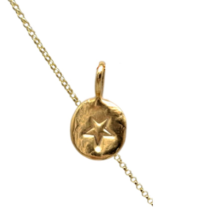 Collar Amuleto de plata chapada en oro