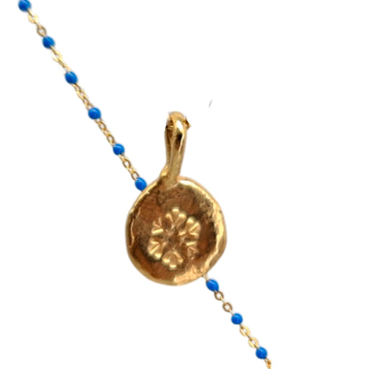 Collar Amuleto de plata chapada en oro