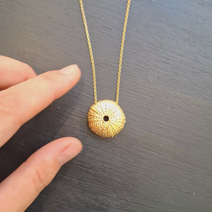 Collares Erizos de Mar de plata bañada en oro de 18k
