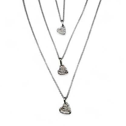 Collar Corazones bordados