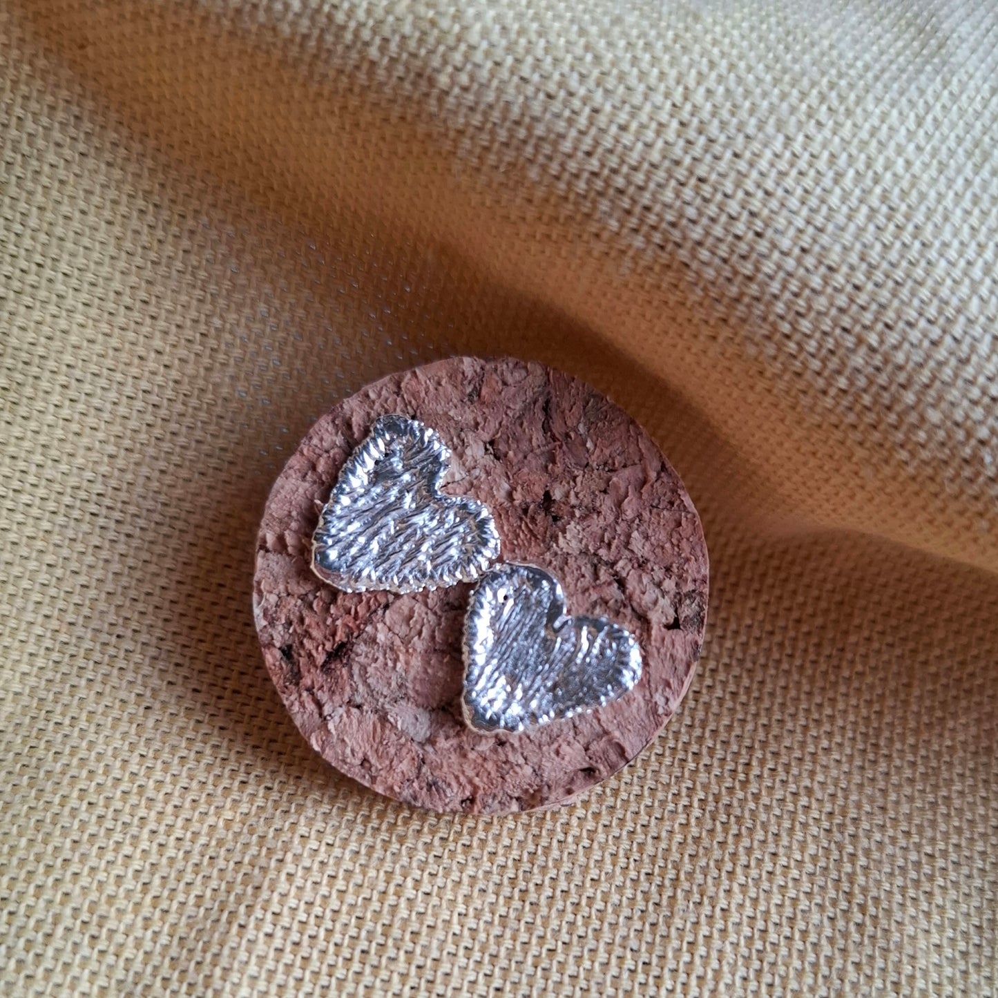 Pendientes Corazones bordados